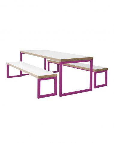 Link Table and Bench